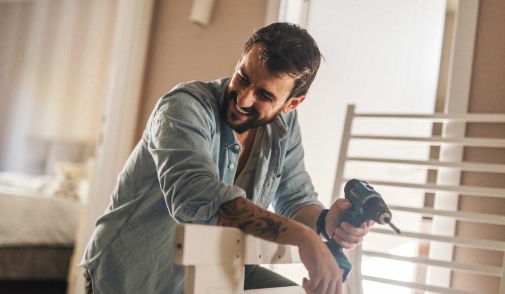 Common Uses of a Cordless Screwdriver